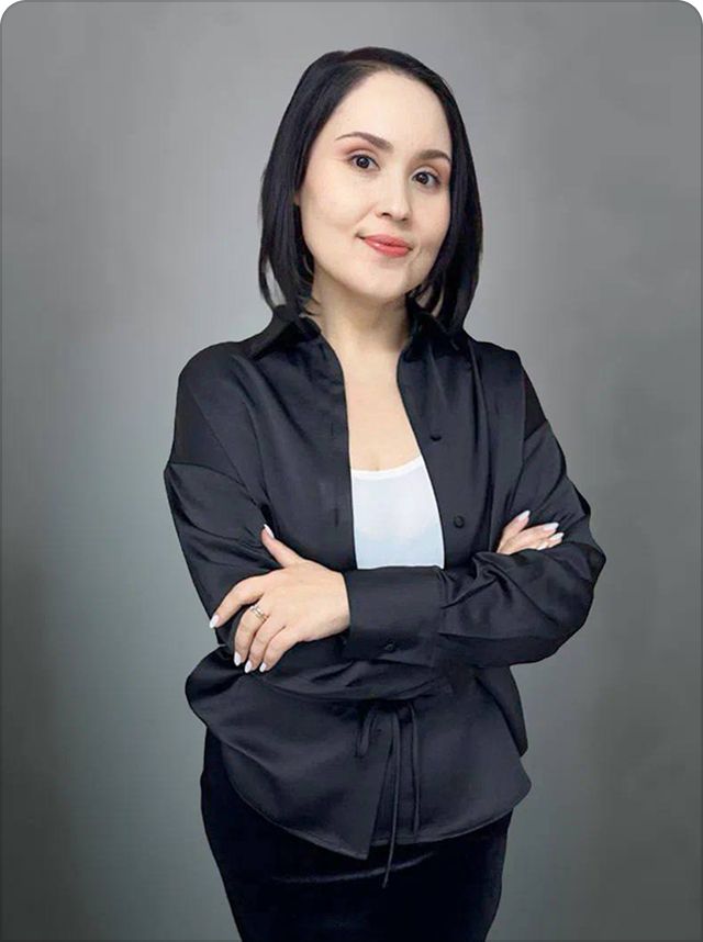 Алена Книга